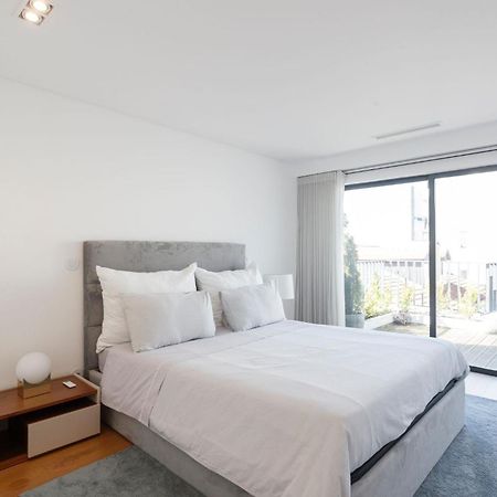 Luxury Suite With Balcony And Shared Accommodation In The Parque Eduardo VII Area Lisbon Exterior photo